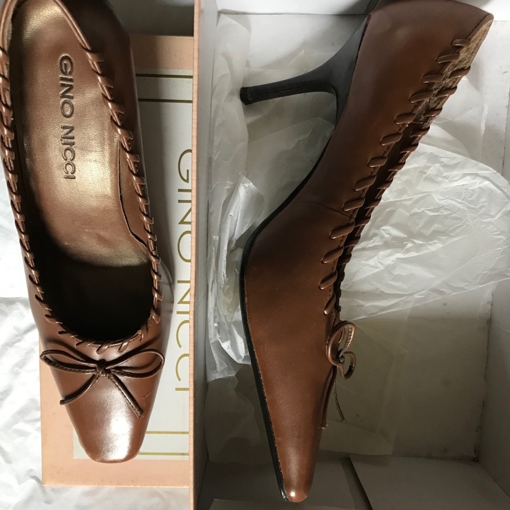 Gino Nicci brown heels
